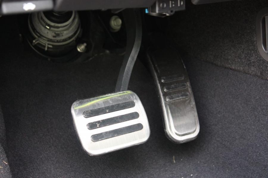  Ford Taurus SHO 2010 года  (фото 92 из 248)